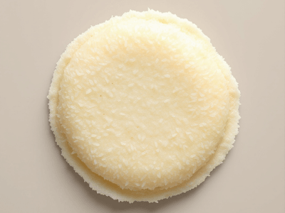 Idly with Coconut Chutney